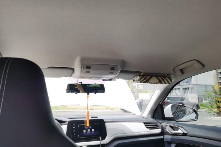 Used Volkswagen Tharu 2025 New Sharp 1.5L Sharp Edition Headliner