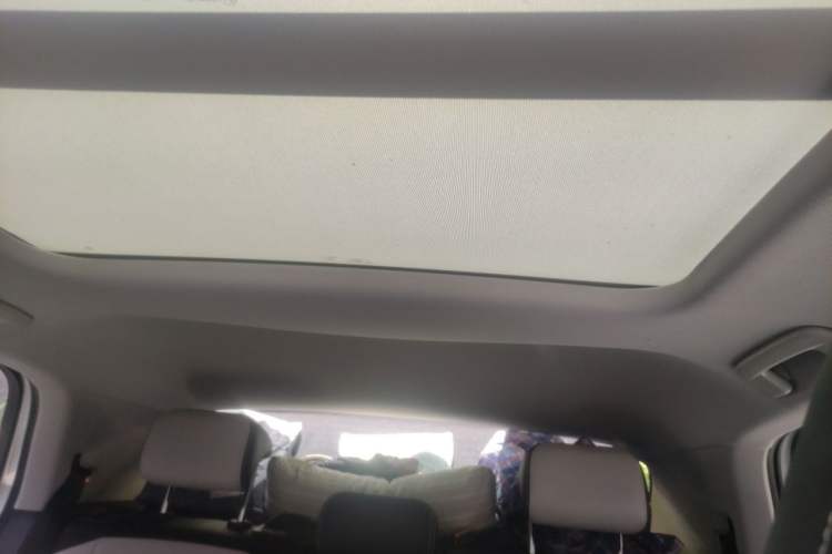 Used Volkswagen Tharu 2025 New Sharp 1.5L Ambitious Edition Headliner
