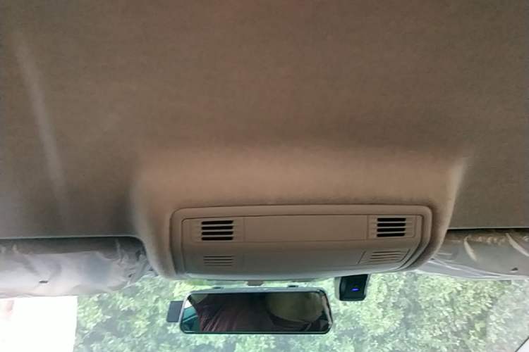 Used Volkswagen Tharu 2025 New Sharp 1.5L Sharp Edition Headliner