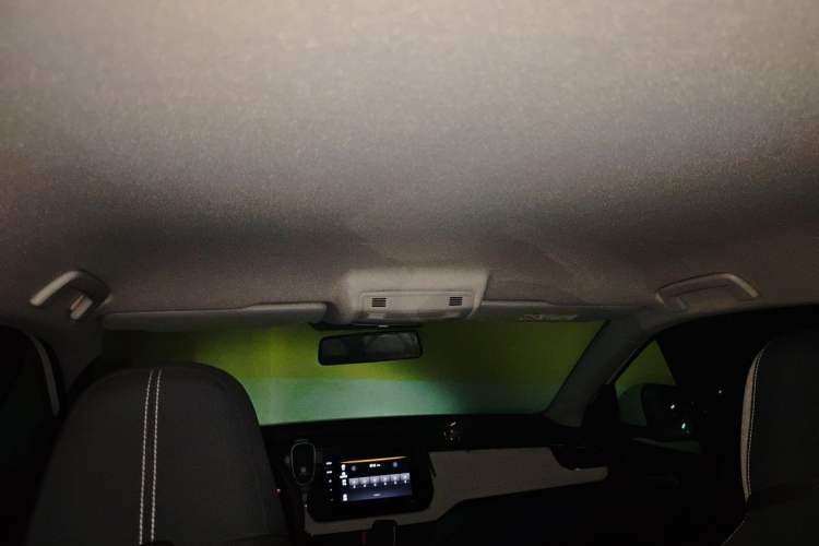 Used Volkswagen Tharu 2025 New Sharp 1.5L Sharp Edition Headliner