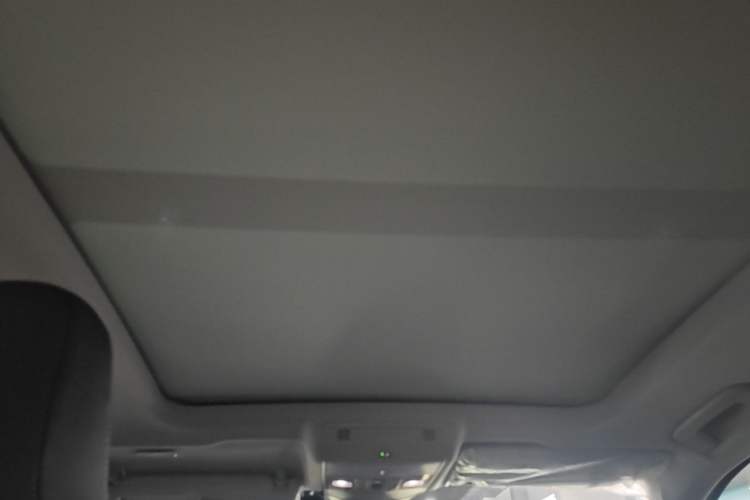 Used Volkswagen Tharu 2025 NewRui 300TSI Prestige Edition Headliner