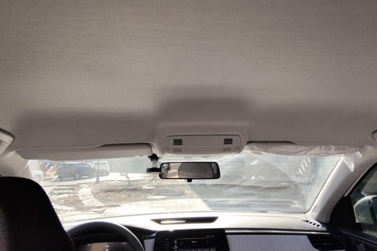 Used Volkswagen Tharu 2025 New Sharp 1.5L Sharp Edition Headliner