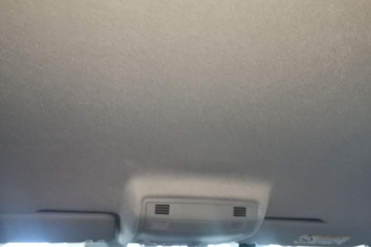 Used Volkswagen Tharu 2025 New Sharp 1.5L Sharp Edition Headliner