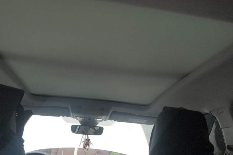 Used Volkswagen Tharu 2025 New Sharp 1.5L Ambitious Edition Headliner