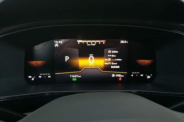 Used Volkswagen Tharu 2025 New Sharp 1.5L Sharp Edition Instrument Cluster
