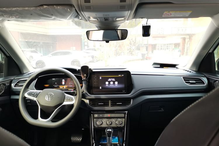 Used Volkswagen Tharu 2025 New Sharp 1.5L Ambitious Edition Interior 2
