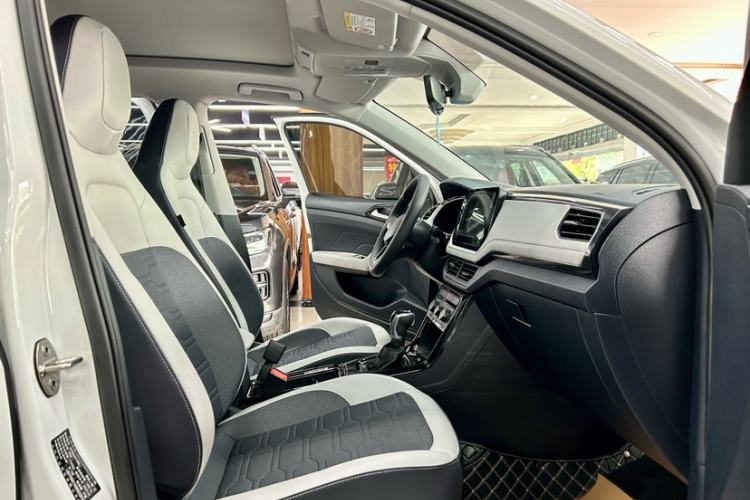 Used Volkswagen Tharu 2025 New Sharp 1.5L Ambitious Edition Interior 6