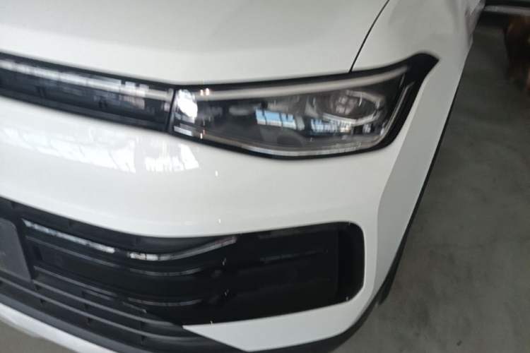 Used Volkswagen Tharu 2025 NewRui 300TSI Prestige Edition Left Front Headlight