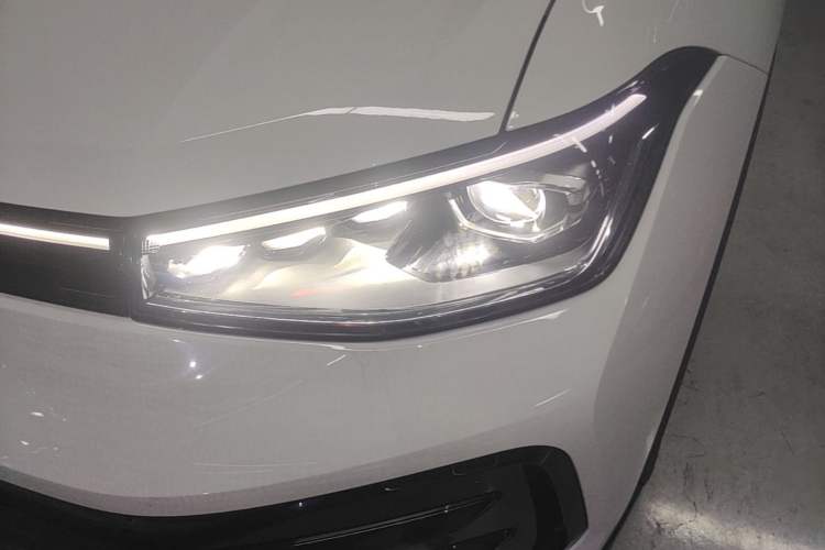 Used Volkswagen Tharu 2025 New Sharp 300TSI Ambitious Edition Left Front Headlight