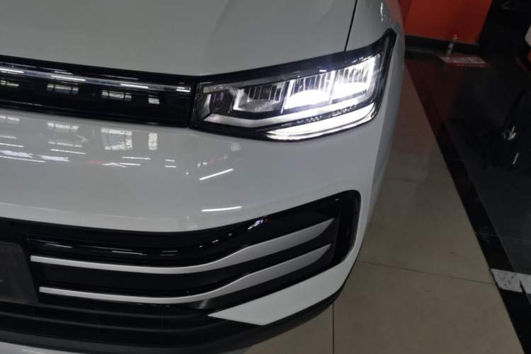 Used Volkswagen Tharu 2025 New Sharp 1.5L Sharp Edition Left Front Headlight