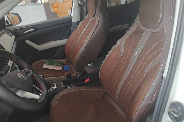Used Volkswagen Tharu 2025 New Sharp 1.5L Ambitious Edition Left Front Seat