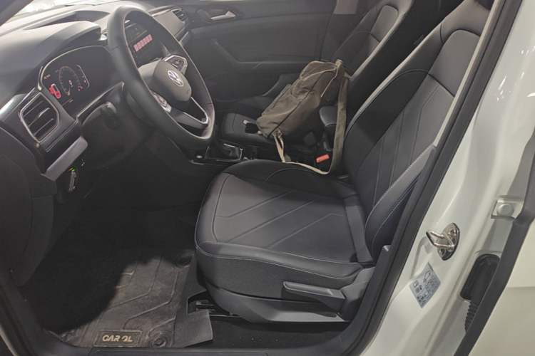 Used Volkswagen Tharu 2025 NewRui 300TSI Prestige Edition Left Front Seat