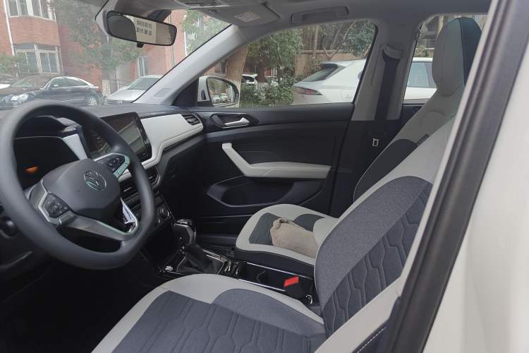 Used Volkswagen Tharu 2025 New Sharp 1.5L Ambitious Edition Left Front Seat