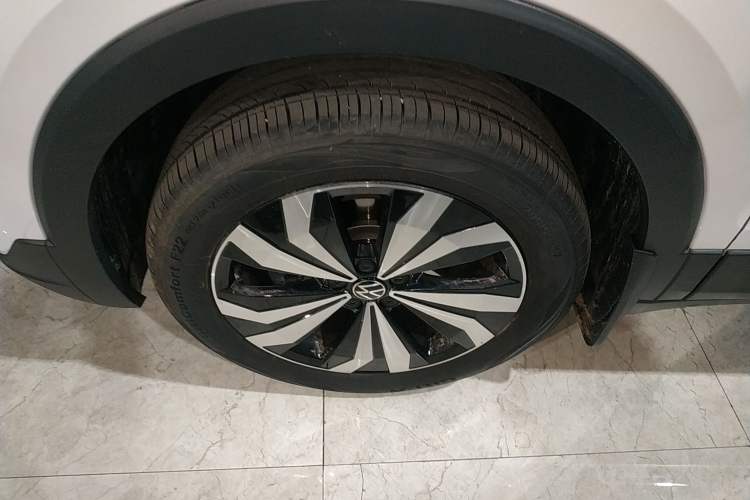 Used Volkswagen Tharu 2025 New Sharp 1.5L Ambitious Edition Left Front Wheel Hub