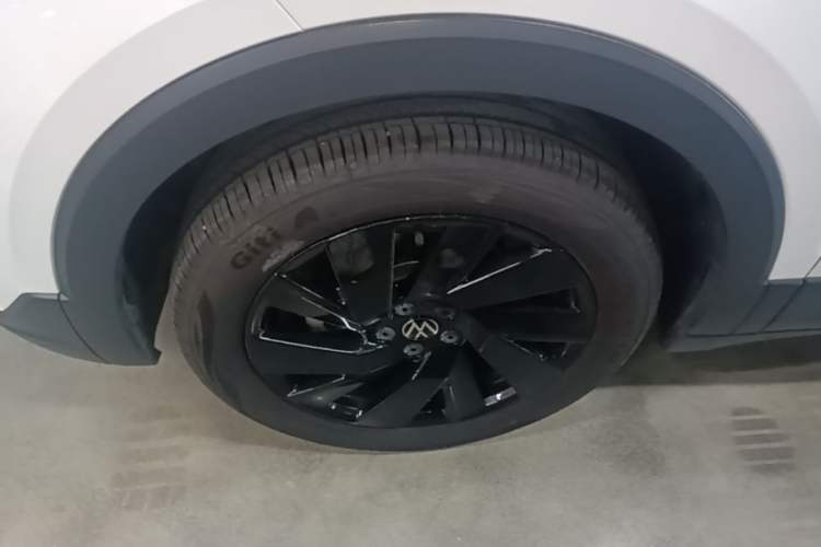 Used Volkswagen Tharu 2025 NewRui 300TSI Prestige Edition Left Front Wheel Hub