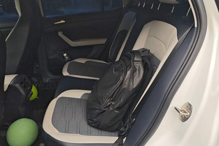 Used Volkswagen Tharu 2025 New Sharp 1.5L Ambitious Edition Left Rear Seat