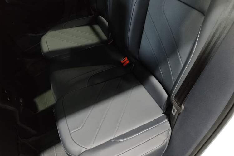 Used Volkswagen Tharu 2025 NewRui 300TSI Prestige Edition Left Rear Seat