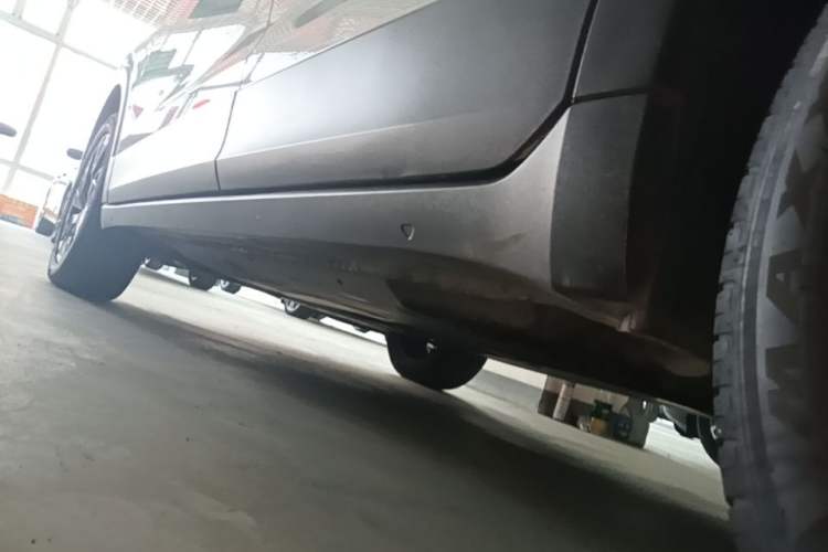 Used Volkswagen Tharu 2025 NewRui 300TSI Prestige Edition Left Side Sill