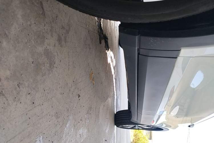 Used Volkswagen Tharu 2025 New Sharp 1.5L Ambitious Edition Left Side Sill