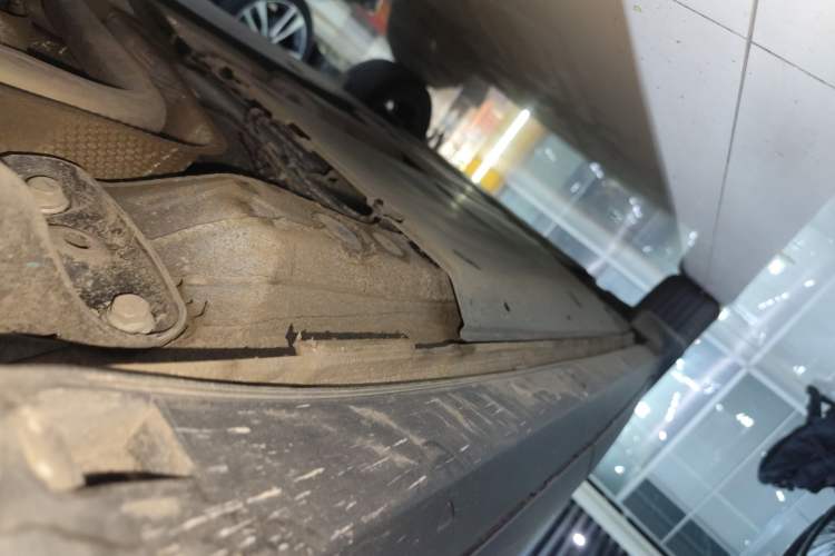 Used Volkswagen Tharu 2025 New Sharp 1.5L Ambitious Edition Left Side Sill