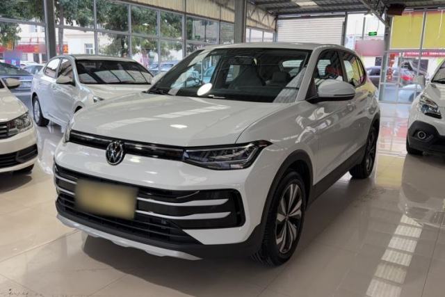 Ojetý Volkswagen Tharu 2025 New Sharp 1.5L Sharp Edition