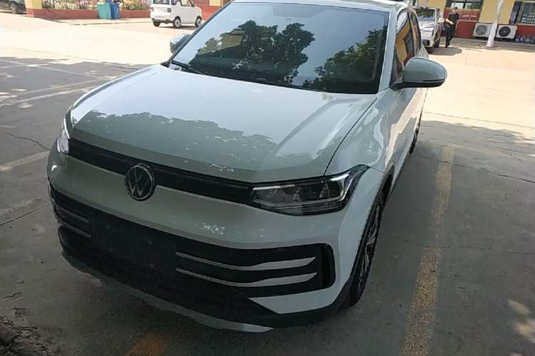Used Volkswagen Tharu 2025 New Sharp 1.5L Sharp Edition Guazi used car, China used car export, Used car for sale, Used  cars, Cheapest cars for sale
