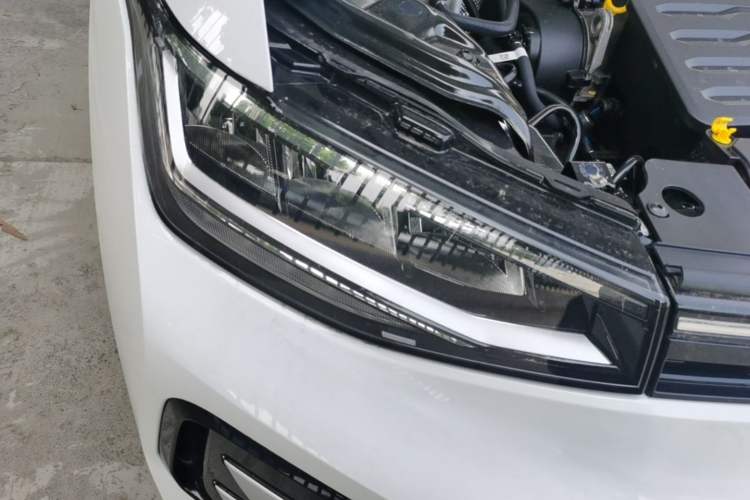 Used Volkswagen Tharu 2025 New Sharp 1.5L Sharp Edition Right Front Headlight