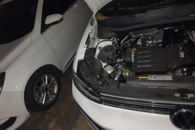 Used Volkswagen Tharu 2025 New Sharp 1.5L Sharp Edition Right Front Headlight