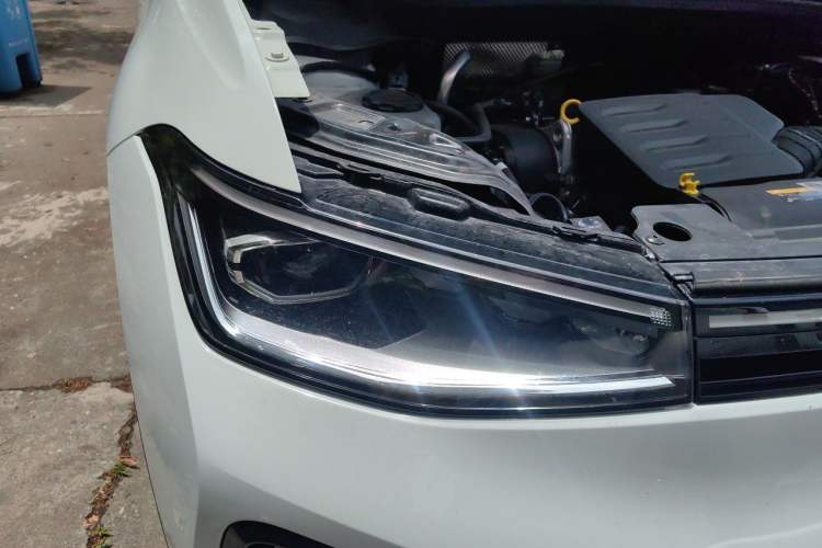 Used Volkswagen Tharu 2025 New Sharp 1.5L Ambitious Edition Right Front Headlight