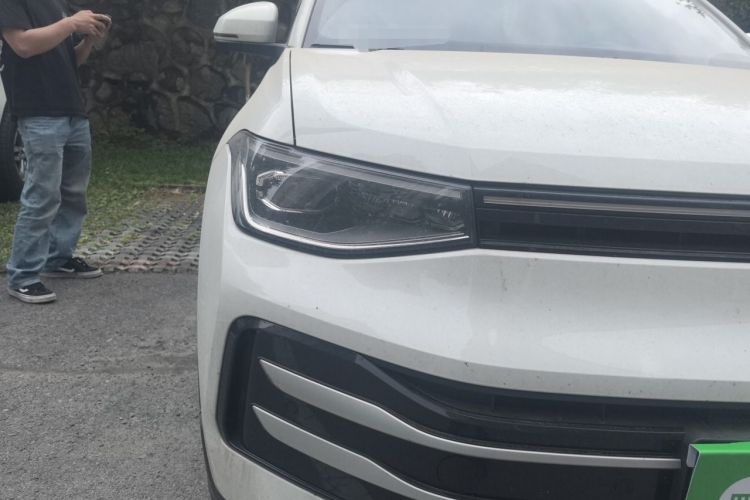 Used Volkswagen Tharu 2025 New Sharp 1.5L Ambitious Edition Right Front Headlight
