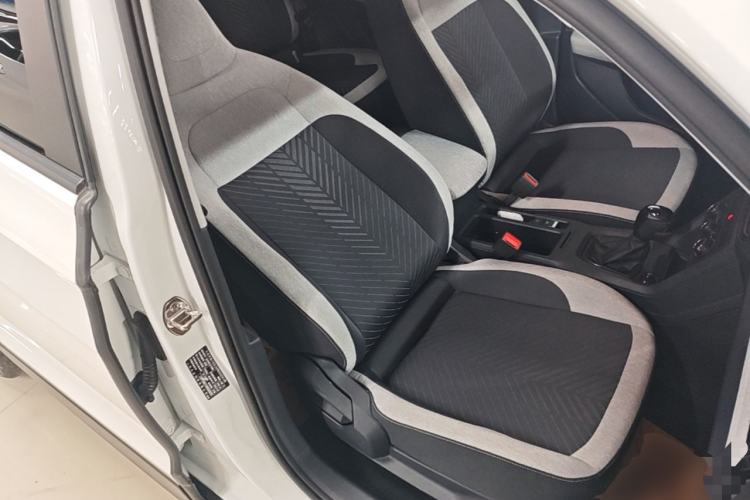 Used Volkswagen Tharu 2025 New Sharp 1.5L Sharp Edition Right Front Seat