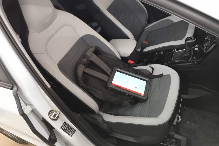 Used Volkswagen Tharu 2025 New Sharp 1.5L Ambitious Edition Right Front Seat