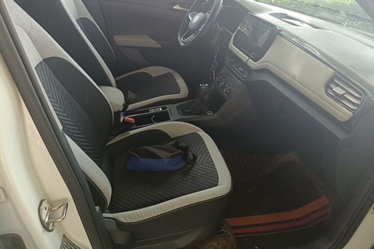 Used Volkswagen Tharu 2025 New Sharp 1.5L Sharp Edition Right Front Seat