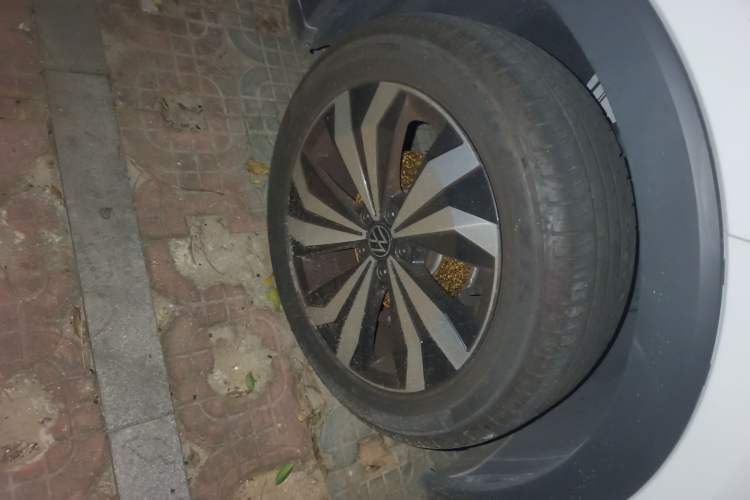Used Volkswagen Tharu 2025 New Sharp 1.5L Sharp Edition Right Front Wheel Hub