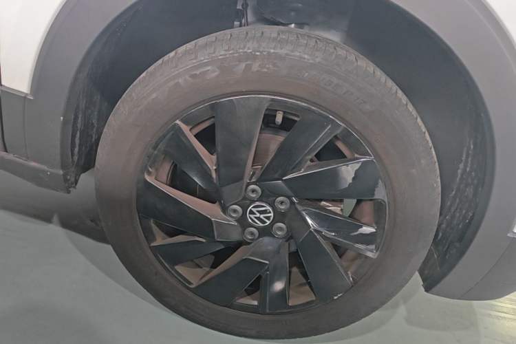 Used Volkswagen Tharu 2025 NewRui 300TSI Prestige Edition Right Front Wheel Hub