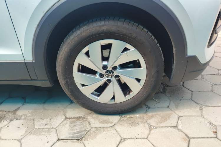 Used Volkswagen Tharu 2025 New Sharp 1.5L Sharp Edition Right Front Wheel Hub
