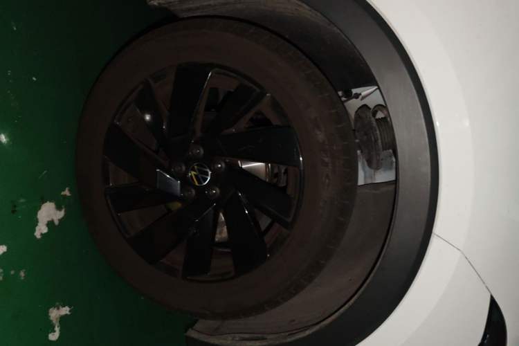 Used Volkswagen Tharu 2025 New Sharp 1.5L Ambitious Edition Right Front Wheel Hub