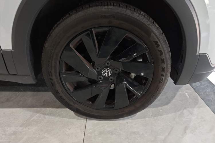 Used Volkswagen Tharu 2025 NewRui 300TSI Prestige Edition Right Front Wheel Hub