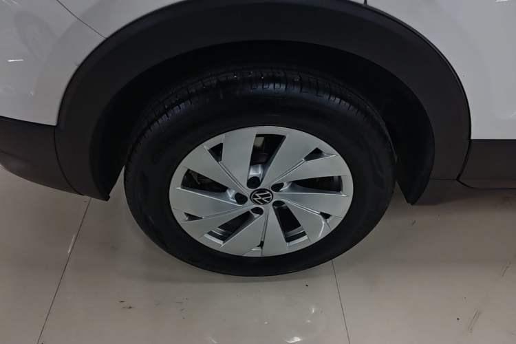 Used Volkswagen Tharu 2025 New Sharp 1.5L Sharp Edition Right Rear Wheel Hub