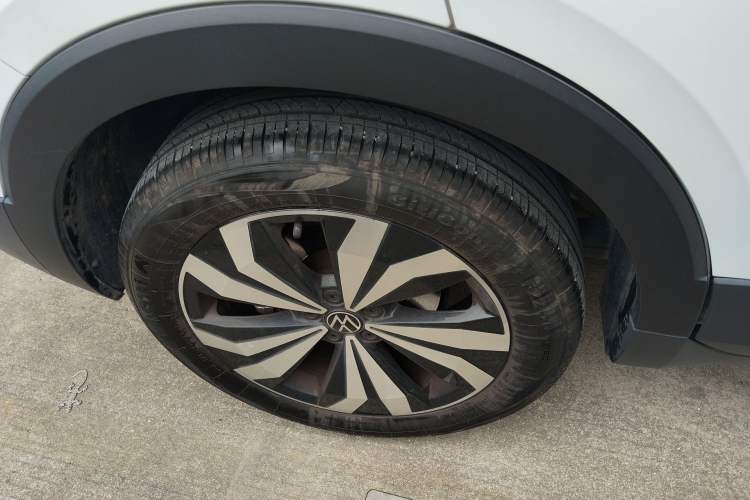 Used Volkswagen Tharu 2025 New Sharp 1.5L Sharp Edition Right Rear Wheel Hub