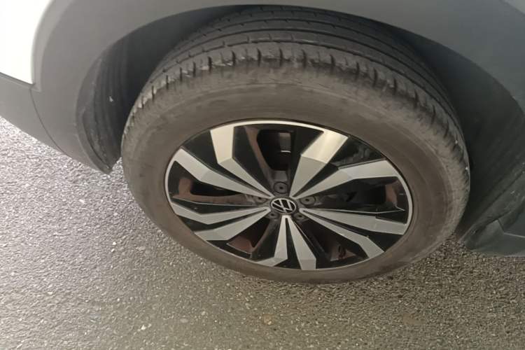 Used Volkswagen Tharu 2025 New Sharp 1.5L Sharp Edition Right Rear Wheel Hub