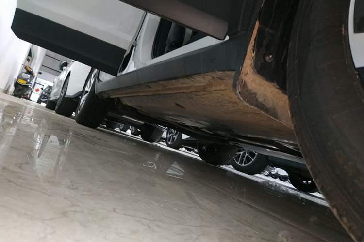 Used Volkswagen Tharu 2025 New Sharp 1.5L Ambitious Edition Right Side Sill