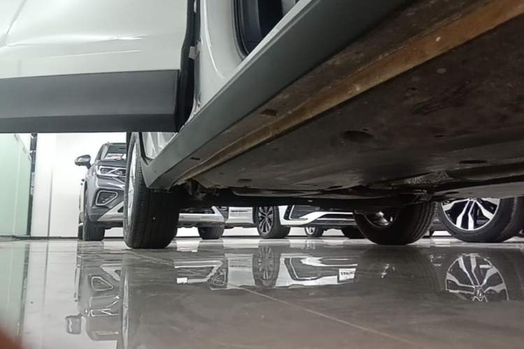Used Volkswagen Tharu 2025 New Sharp 1.5L Sharp Edition Right Side Sill