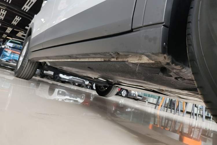 Used Volkswagen Tharu 2025 New Sharp 1.5L Sharp Edition Right Side Sill
