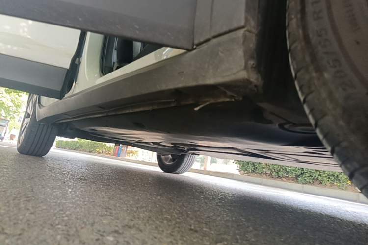 Used Volkswagen Tharu 2025 New Sharp 1.5L Sharp Edition Right Side Sill