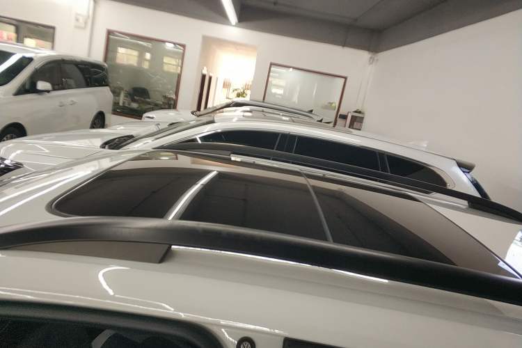 Used Volkswagen Tharu 2025 New Sharp 1.5L Ambitious Edition Roof