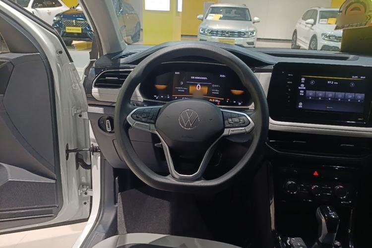 Used Volkswagen Tharu 2025 New Sharp 300TSI Ambitious Edition Steering Wheel