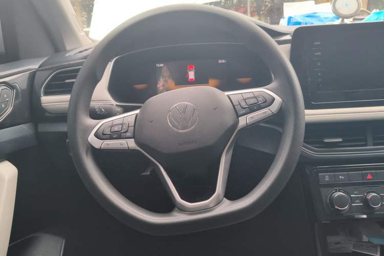 Used Volkswagen Tharu 2025 New Sharp 1.5L Ambitious Edition Steering Wheel
