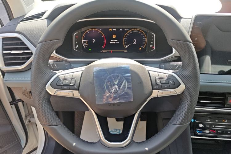 Used Volkswagen Tharu 2025 300TSI Two-Wheel-Drive Moonlight Edition Steering Wheel