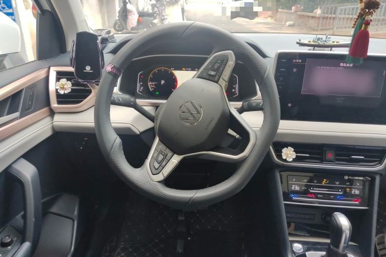 Used Volkswagen Tharu 2025 300TSI Two-Wheel-Drive Moonlight Edition Steering Wheel